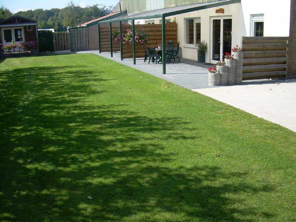 Camping En Vakantiewoning 'Ut Tumpke' Kessel  Rum bild