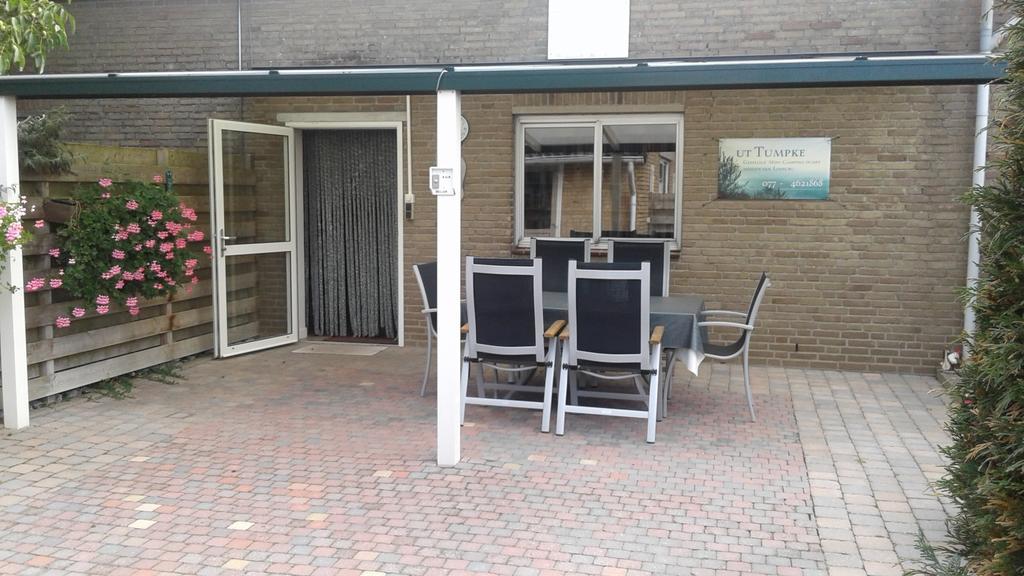 Camping En Vakantiewoning 'Ut Tumpke' Kessel  Exteriör bild