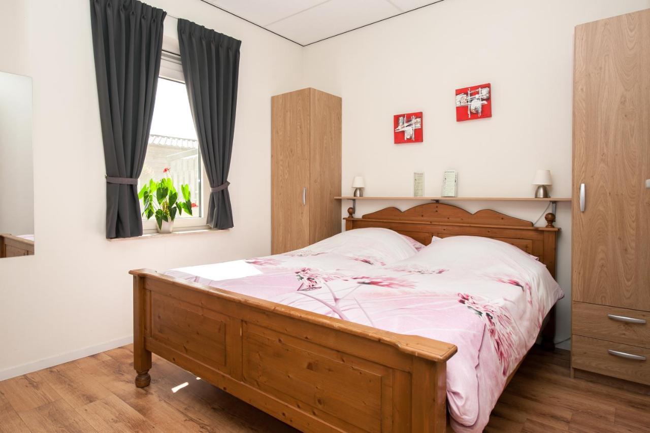 Camping En Vakantiewoning 'Ut Tumpke' Kessel  Exteriör bild